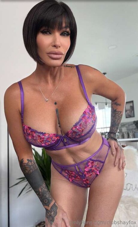 Clubshayfox only fans nude leaks