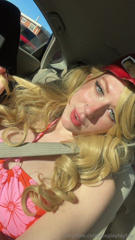 Cosplaytaytay onlyfans public photos
