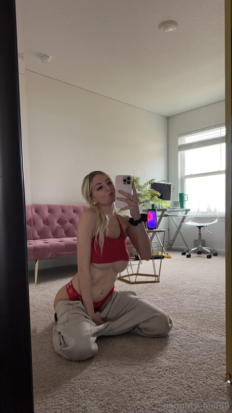 Buustybuuttsluuttbrookie onlyfans leaks.