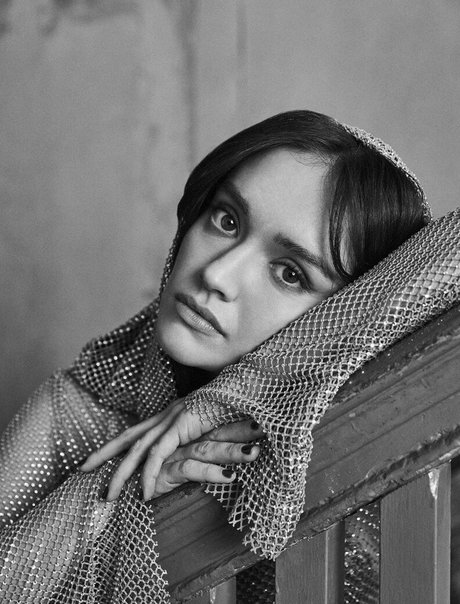 Olivia Cooke onlyfans strip