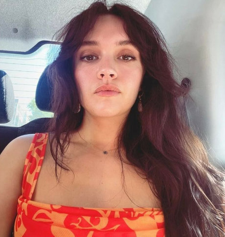 Olivia Cooke xxx onlyfans
