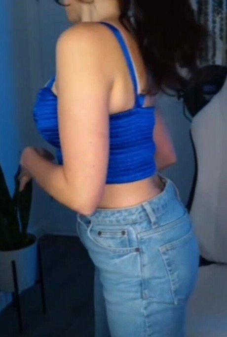 Palmbee onlyfans nude content