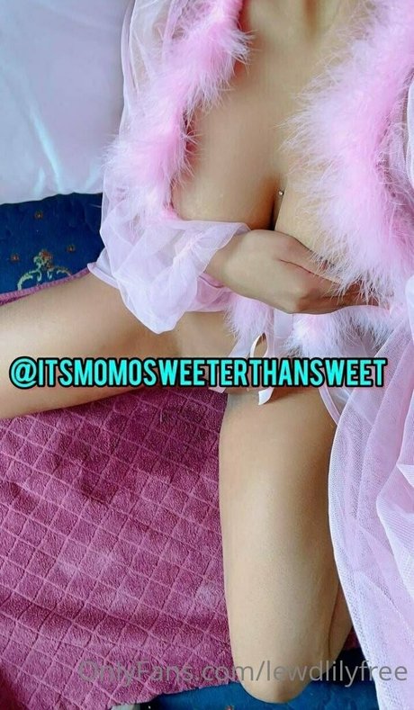 lewdlilyfree onlyfans nudes leaks