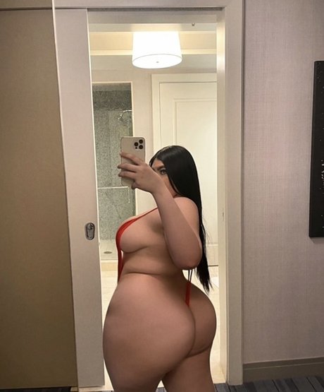 KatEstrada onlyfans.