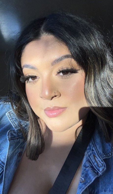 Lucia Yanez onlyfans leak free