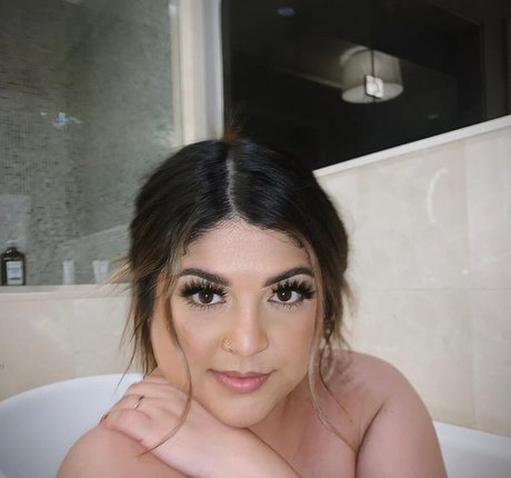 Lucia Yanez onlyfans leaks xxx