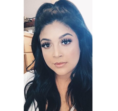 Lucia Yanez onlyfans striptease