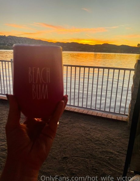 hot wife victoria new onlyfans leak