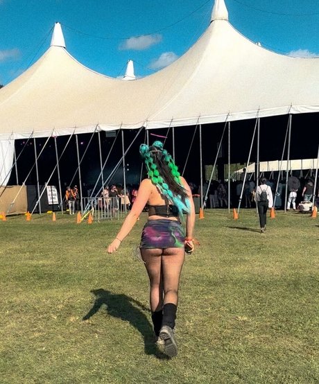 Strawbitty only fans pics