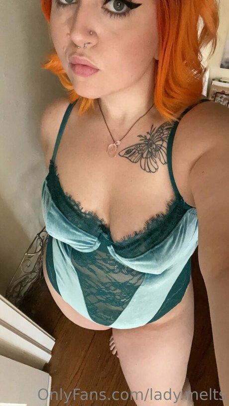 lady melts onlyfans nudes