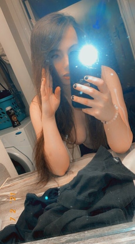 victorialunaarose naked onlyfans leaked