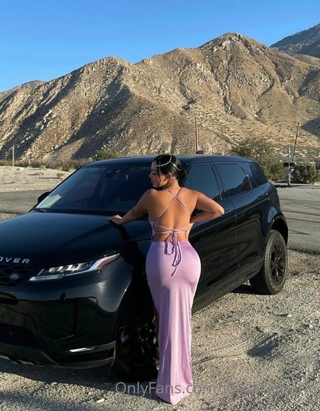 itskiaramarie onlyfans pictures