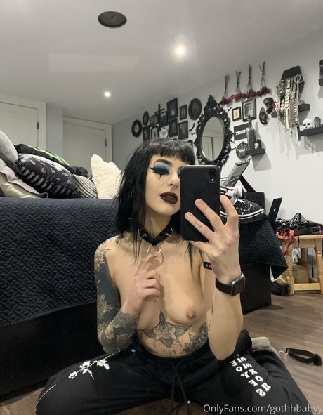 gothhbabyy onlyfans leaks