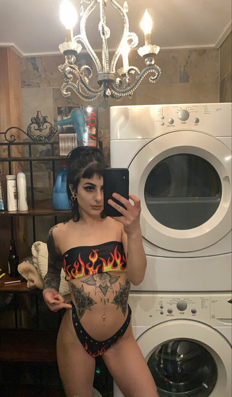 gothhbabyy strip onlyfans