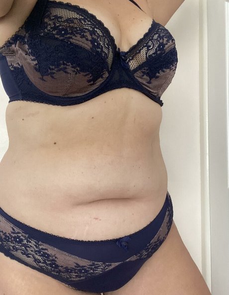 Nurse Rachel onlyfans pics leaked