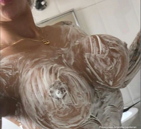 Juju Ferrari onlyfans leaks