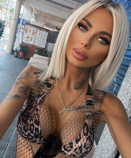 deeadivina onlyfans nude leak