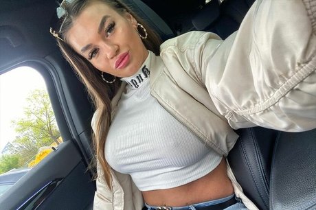 Sarah Slavo onlyfans leake
