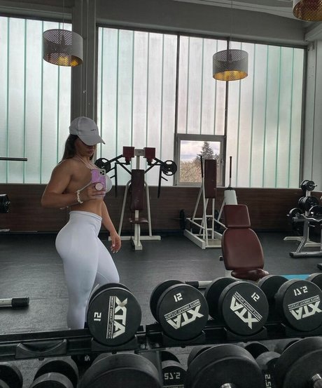 Sarah Slavo boobs onlyfans