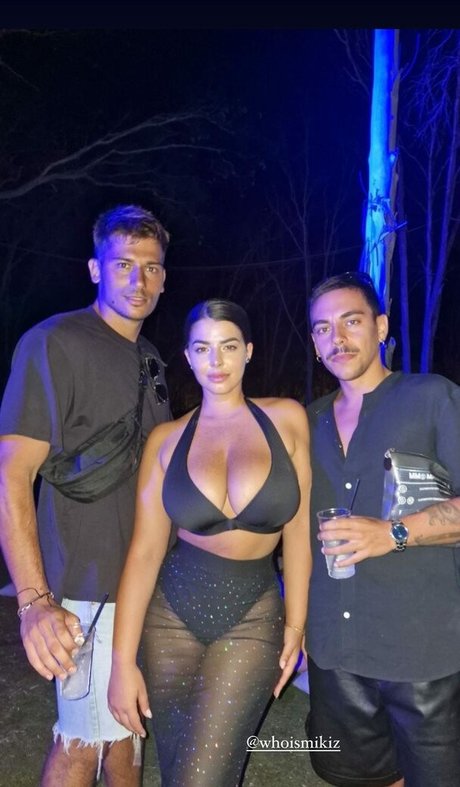 Anna Rebellato onlyfans xx