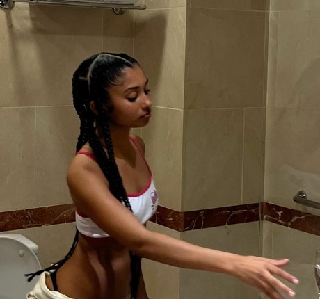 Bbtrickz onlyfans nude tits