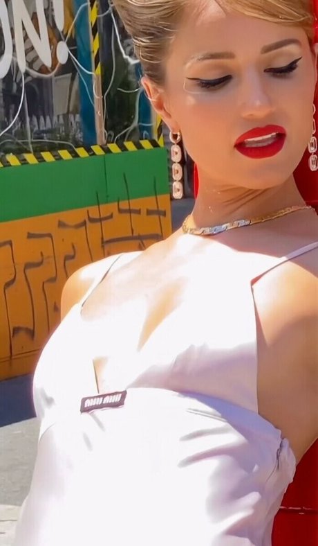 Dianna Agron onlyfans porno