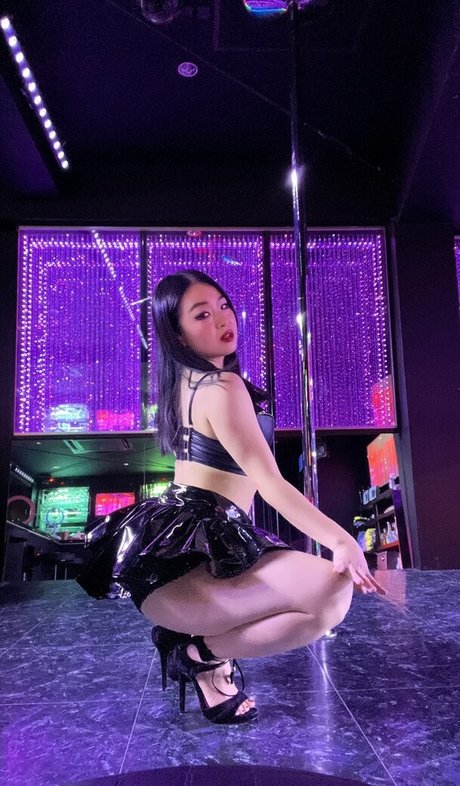 Childish Lina onlyfans nude