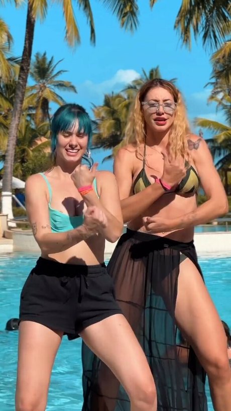 Julia K Barni free only fans