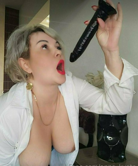 anna kyoto naked onlyfans