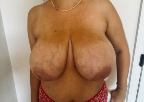 boobStruggle onlyfans content leaked