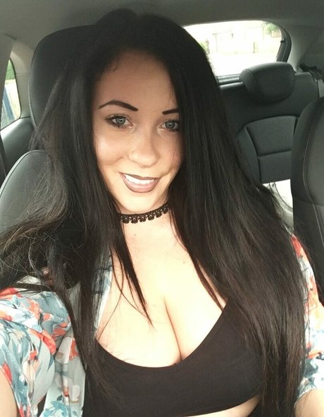 Kelly Louise Sheridan onlyfans strip