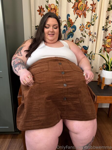 ssbbwemma nude only fans leaks