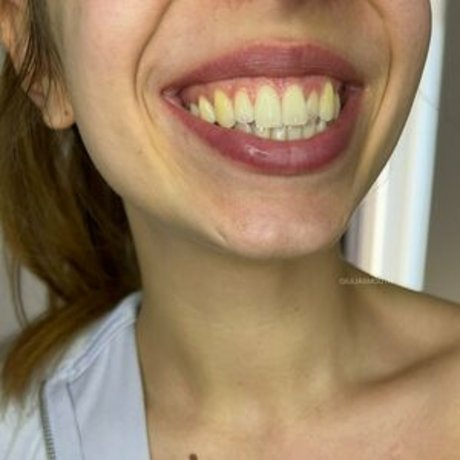 giuliasmouth onlyfans desnuda