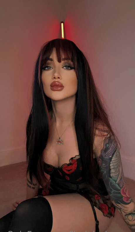 Lizzie Le Strange onlyfans nudes