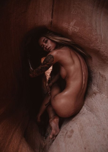 Alyssa Litanski onlyfans nude leak