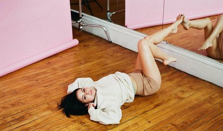 Ariel Winter nude only fans