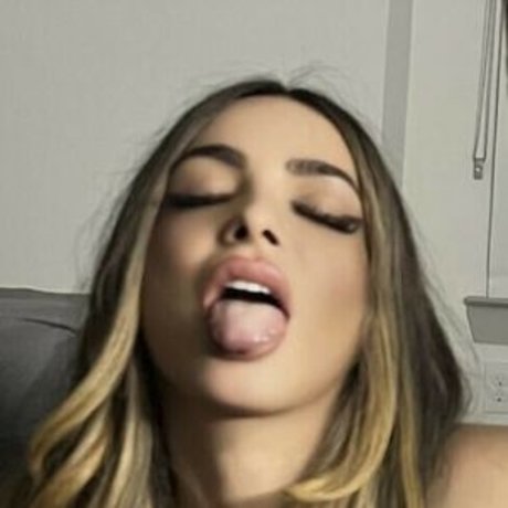 Analy Bazan nudes onlyfans