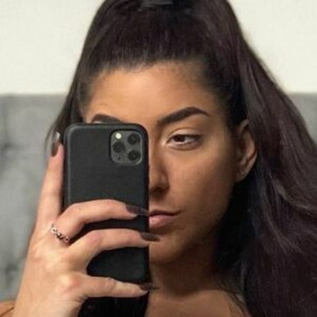 Leah Shutkever onlyfans naked porn