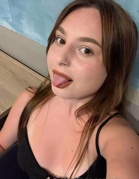 aliiaxxx onlyfans leaked pictures