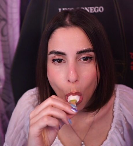 Sara Stefanizzi desnuda onlyfans