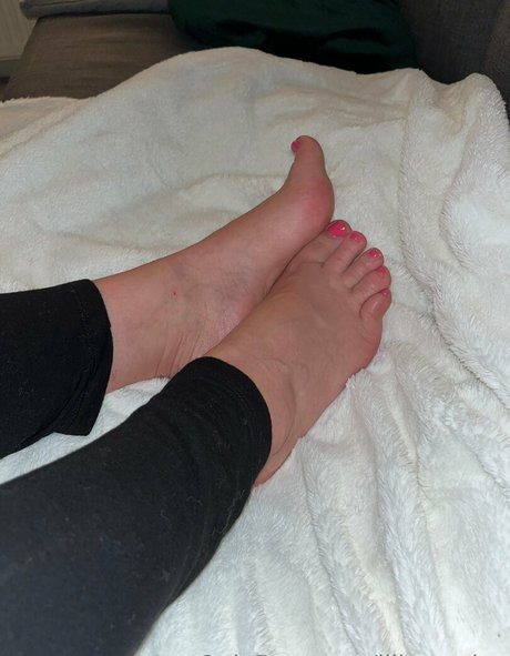 lillysunday only fans pictures