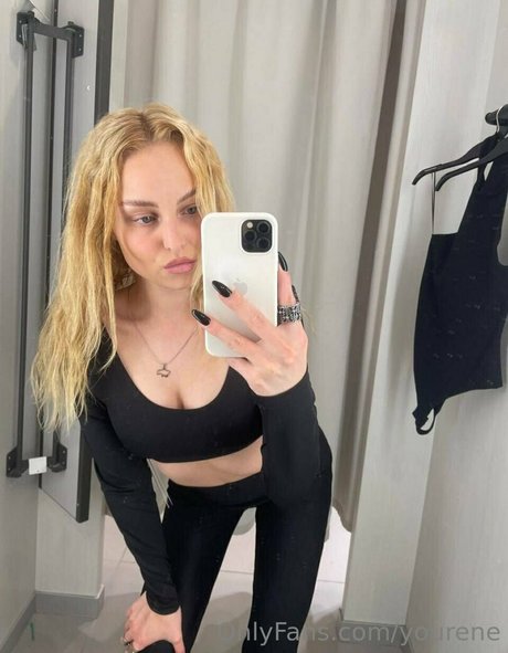 yourene onlyfans leaks.