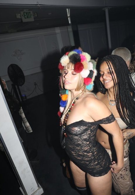 Lexee Smith onlyfans nude leak