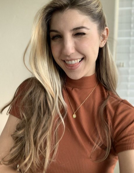 FrivolousFox ASMR onlyfans porn nude