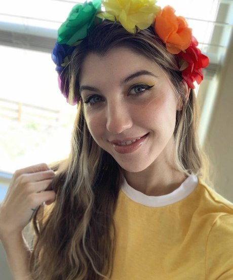 FrivolousFox ASMR naked leaked onlyfans