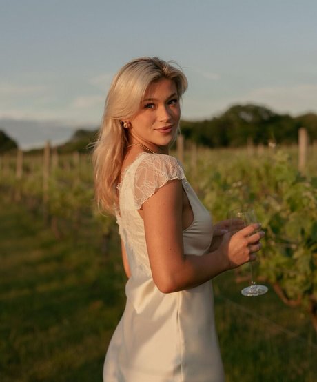 Audrey Trullinger onlyfans fotos