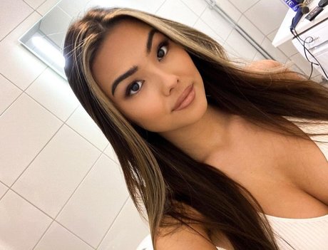 MichelleR porn only fans