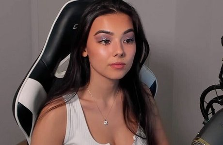 MichelleR onlyfans explicit content