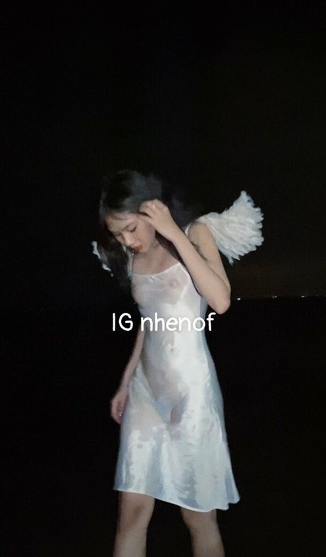 Thanh Nhen onlyfans model photos