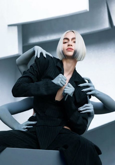 Grimes onlyfans lesk